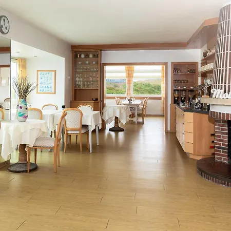 فندق Haus Koebesine 11 جويست